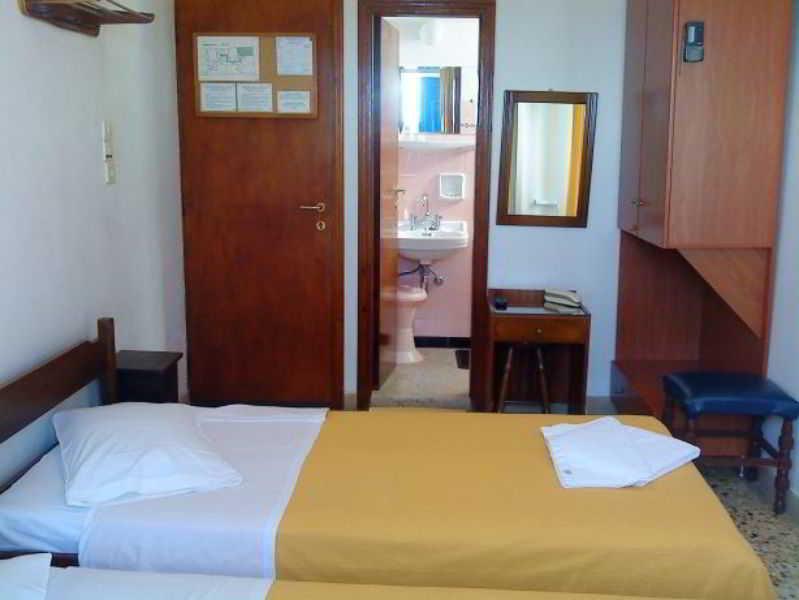 Kythereia Hotel Agia Pelagia  エクステリア 写真